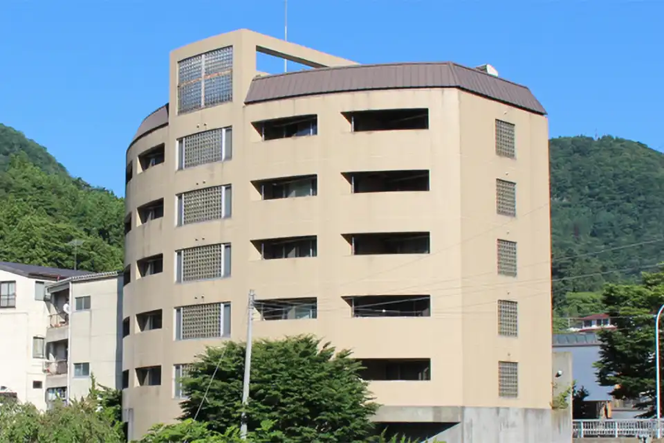 MAX RESORT